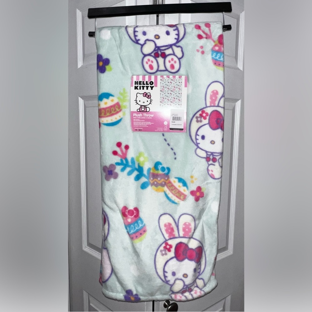 HELLO KITTY Easter Blanket